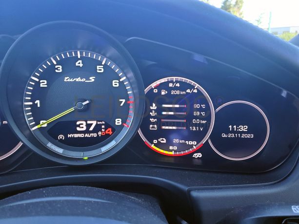 Porsche Panamera Turbo S E-Híbrido Sport Turismo · Ano 2021