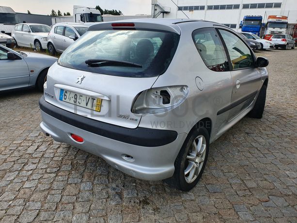 Peugeot 206 1.4 HDI · Ano 2003