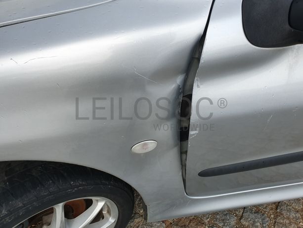 Peugeot 206 1.4 HDI · Ano 2003