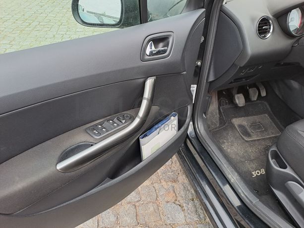 Peugeot 308 1.6 HDI  · Ano 2011