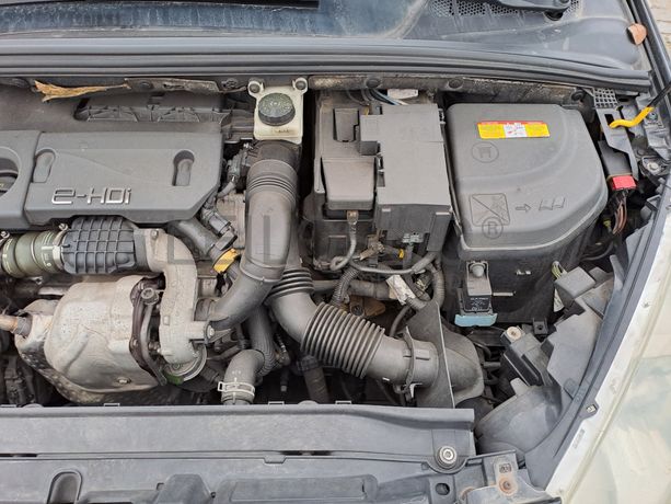 Peugeot 308 1.6 HDI  · Ano 2011