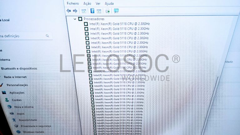 Computador Completo Torre Workstation HP Z8 G4 e Monitor Samsung LH32MEB