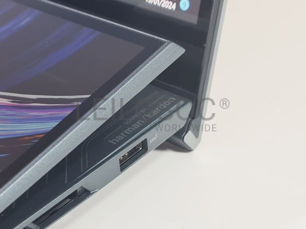 Portátil Asus ZenBook Pro Duo