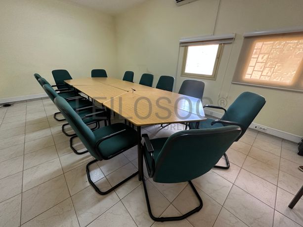 Equipamentos de escritório, informático e elétrico