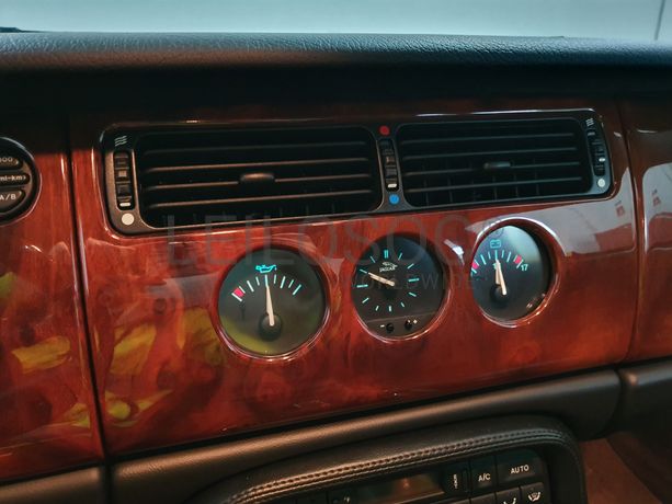 Jaguar XK8 Coupé · Ano 1997 