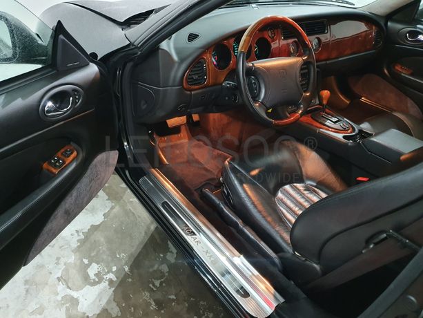Jaguar XK8 Coupé · Ano 1997 