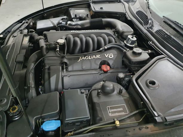 Jaguar XK8 Coupé · Ano 1997 