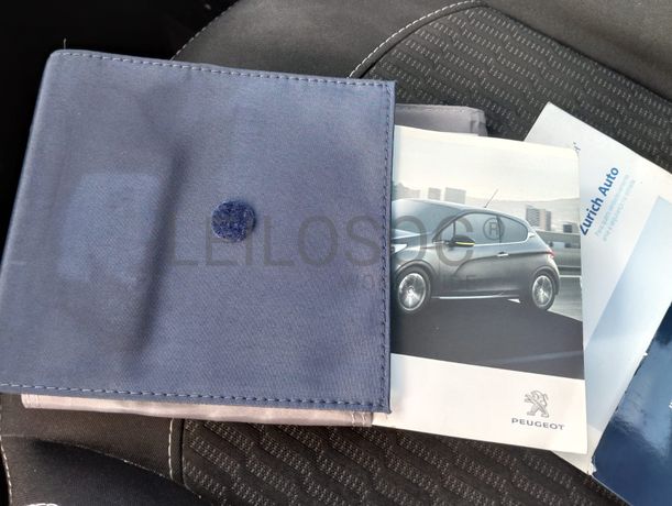 Peugeot 208 1.6 BlueHDI · Ano 2016