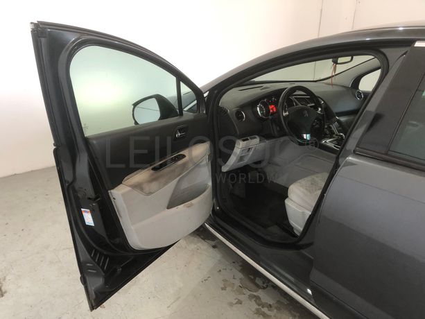 Peugeot 3008 2.0 HDI Hybrid4 · Ano 2014