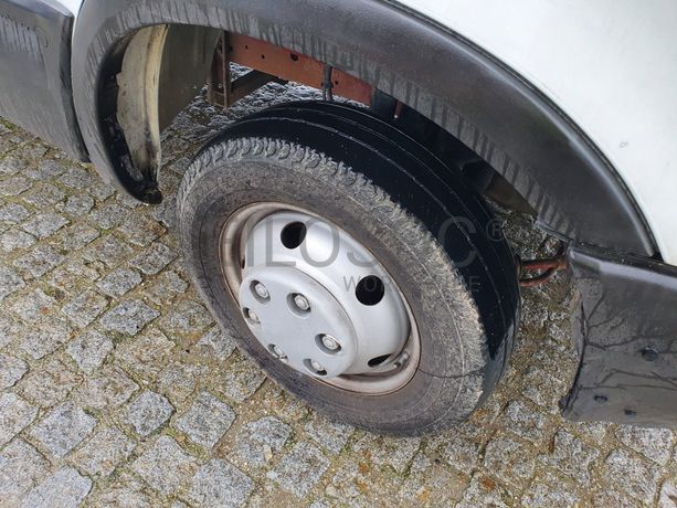 Iveco 35C13 · Ano 2003