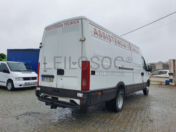 Iveco 35C13 · Ano 2003