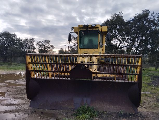 Compactador BOMAG BC 672 · Ano 2004