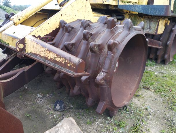 Compactador BOMAG BC 672 · Ano 2004