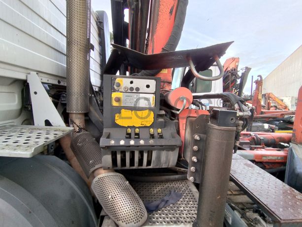 Mercedes-Benz Actros 2532 · Ano 2009