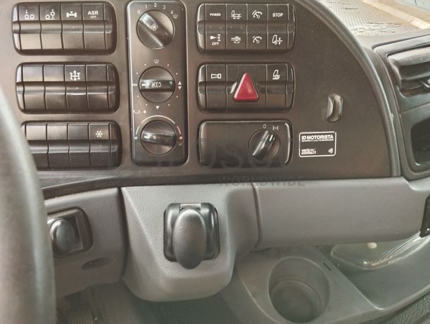 Mercedes-Benz Actros 2532 · Ano 2009