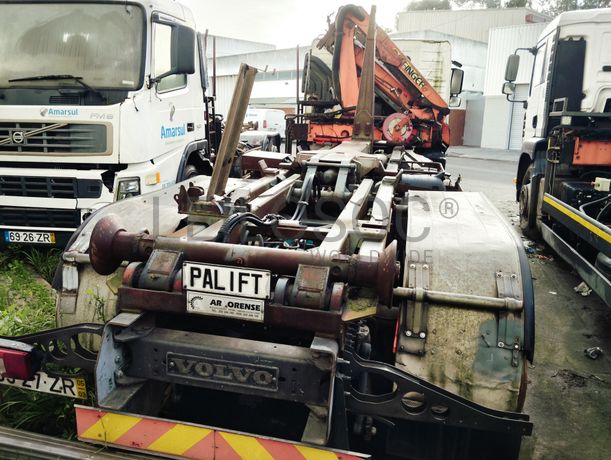 Volvo FM9 · Ano 2005