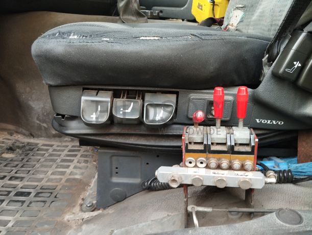 Volvo FM9 · Ano 2005