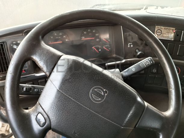 Volvo FM9 · Ano 2005