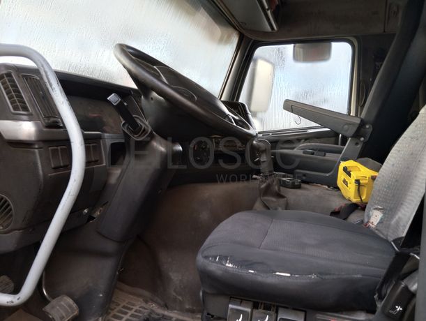 Volvo FM9 · Ano 2005