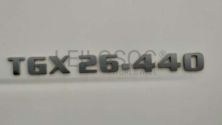 MAN TGX26.440 com Ampliroll · Ano 2009