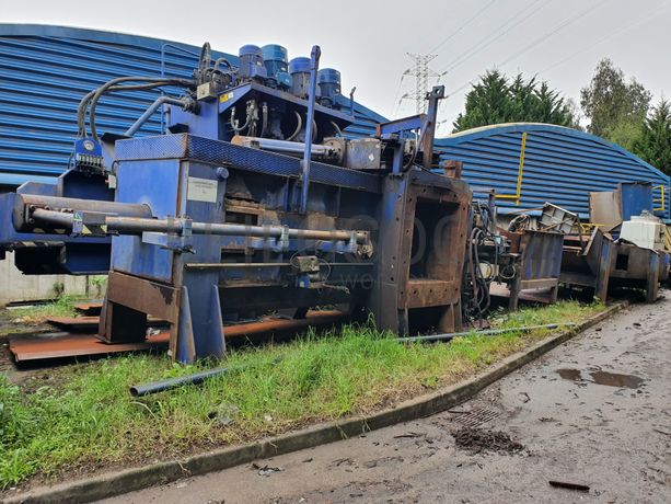 Câmara de Prensagem com Expulsor de Fardos