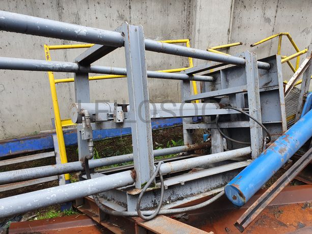 Câmara de Prensagem com Expulsor de Fardos