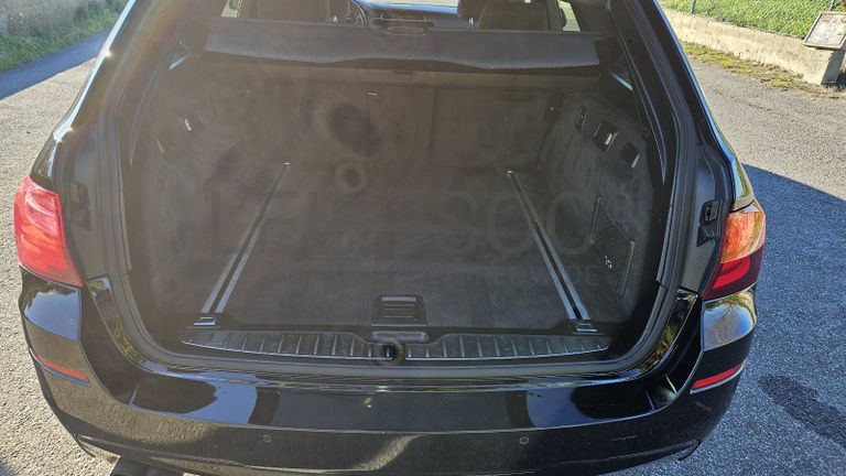 BMW 525d  2.0D bi turbo · Ano 2014