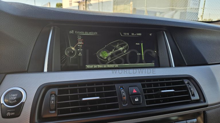 BMW 525d  2.0D bi turbo · Ano 2014