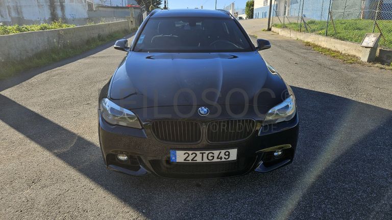 BMW 525d  2.0D bi turbo · Ano 2014