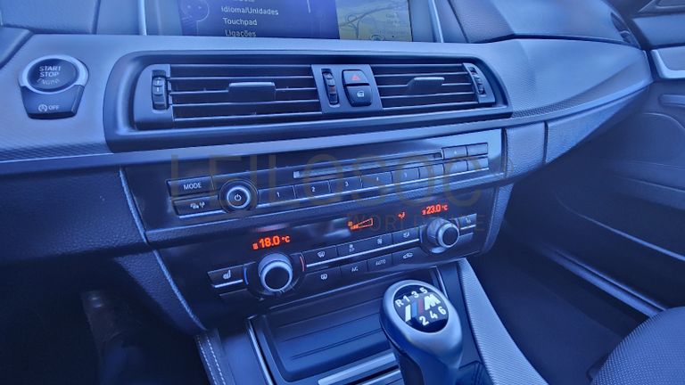 BMW 525d  2.0D bi turbo · Ano 2014