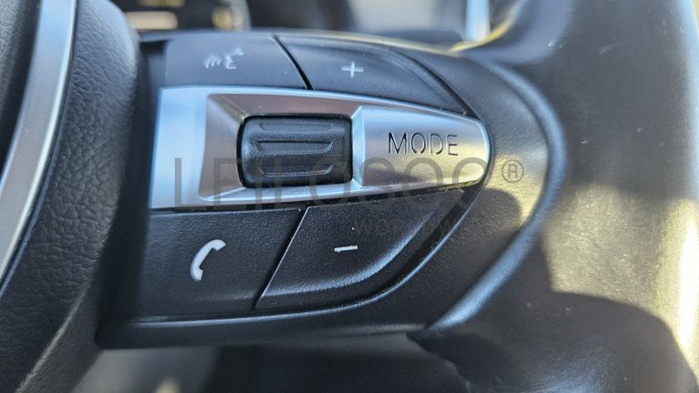 BMW 525d  2.0D bi turbo · Ano 2014