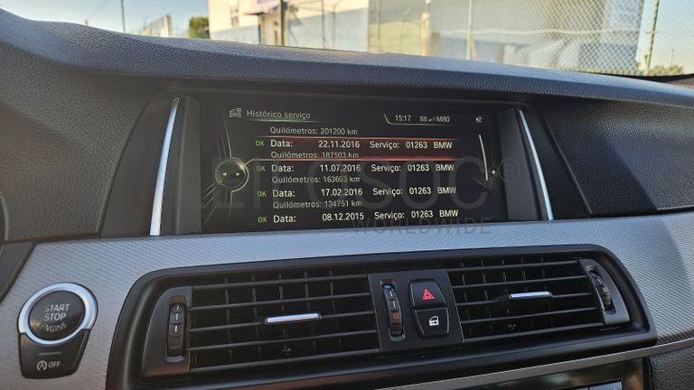 BMW 525d  2.0D bi turbo · Ano 2014