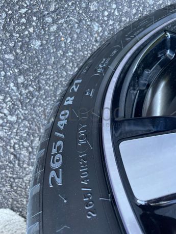 Porsche Macan · Ano 2022