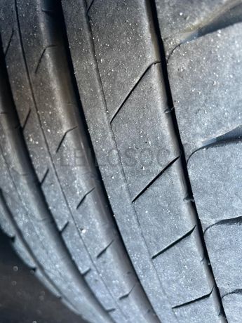 Porsche Macan · Ano 2022