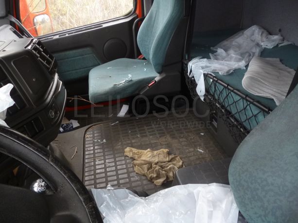 Volvo FH12 · Ano 2005