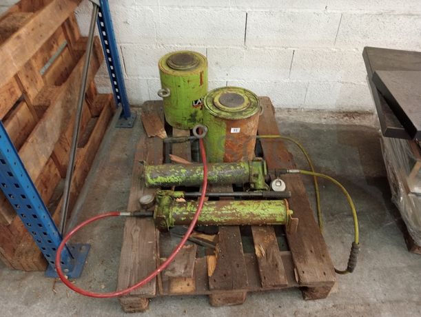 Macacos hidráulicos