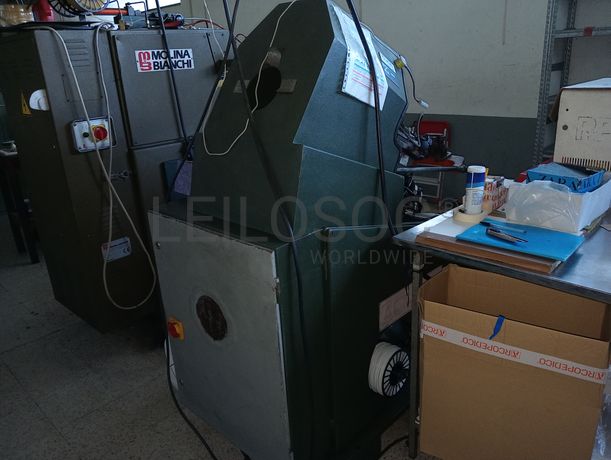 Modificador de bicos · Máquina de montar