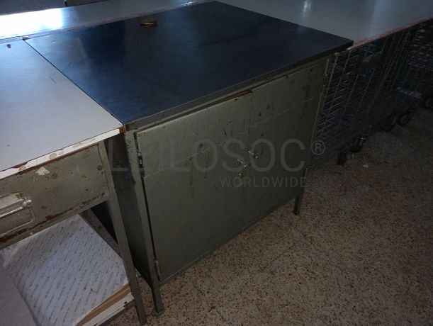 Máquina com ferro de brunir · Diversos