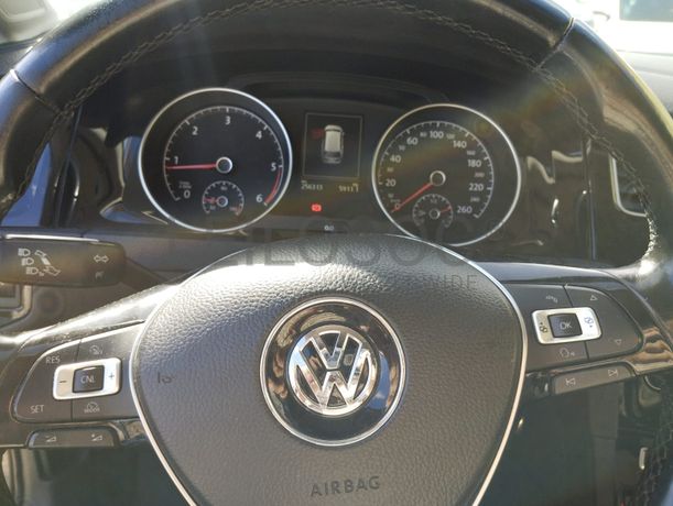 Volkswagen Golf TDI · Ano 2014