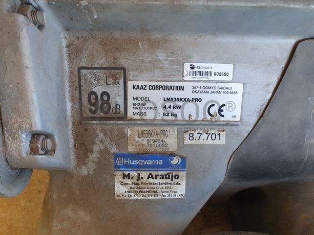 Máquina de Cortar Relva