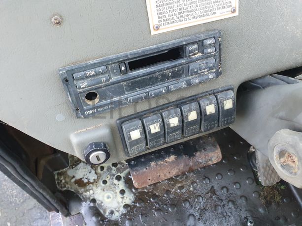 Trator com Braço Telescópico