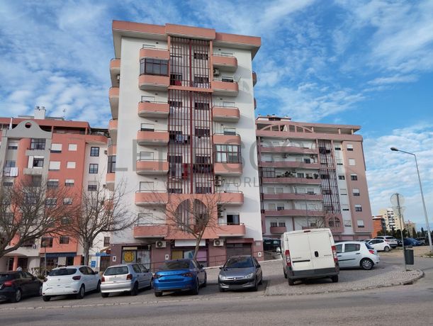 Garagem Fechada · Setúbal