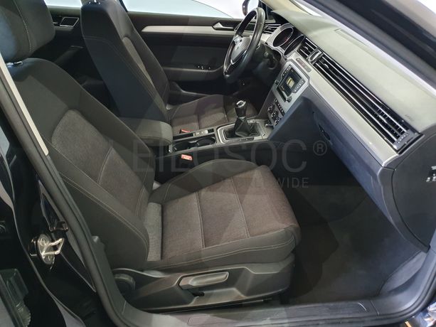 Volkswagen Passat · Ano 2015