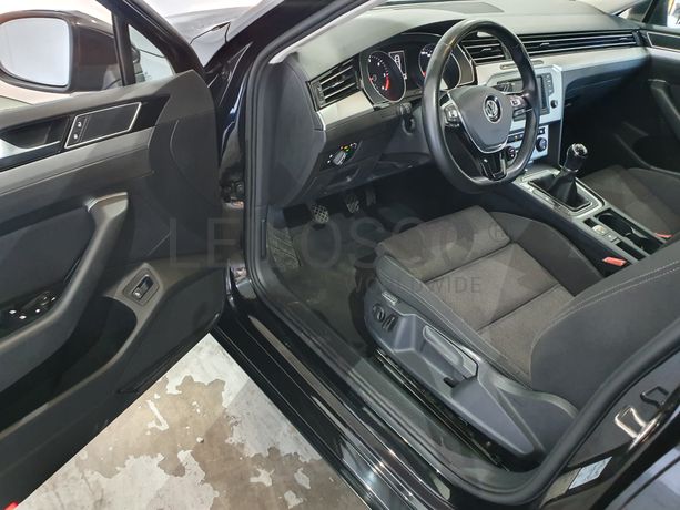 Volkswagen Passat · Ano 2015