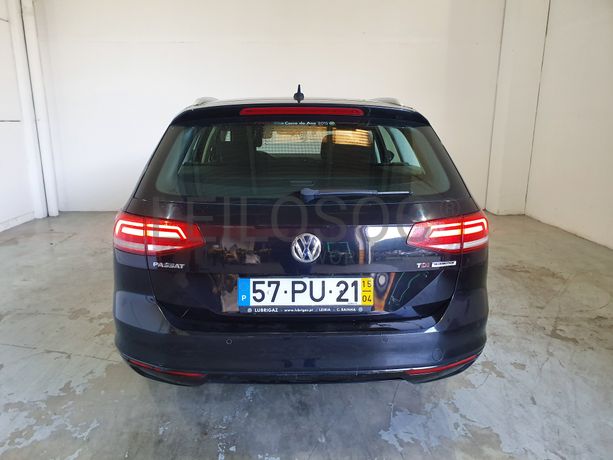 Volkswagen Passat · Ano 2015