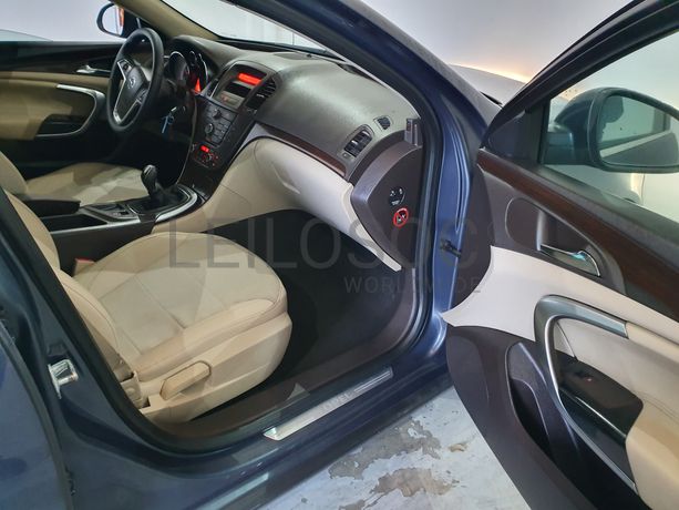 Opel Insígnia · Ano 2010