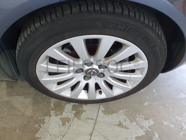 Opel Insígnia · Ano 2010