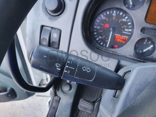 Porta Máquinas DAF 75CF-310 6x2 · Ano 2004