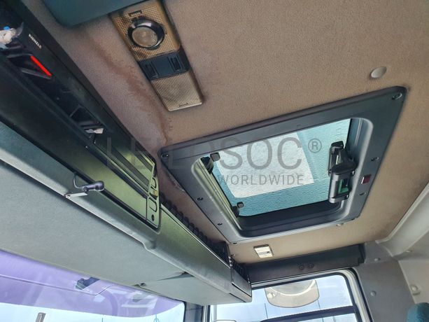 Porta Máquinas DAF 75CF-310 6x2 · Ano 2004