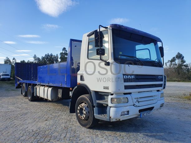 Porta Máquinas DAF 75CF-310 6x2 · Ano 2004